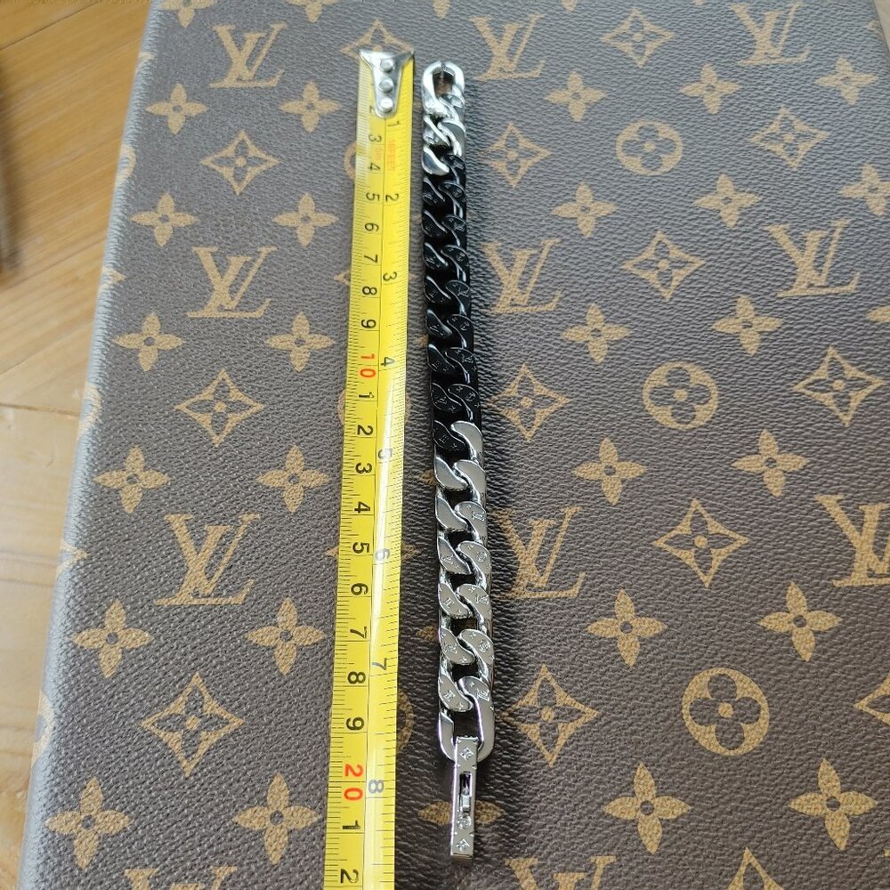 Louis Vuitton Black & Silver Cuban bracelet (New) - Picture 9 of 10